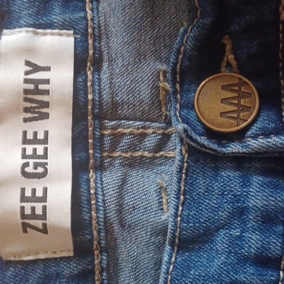ZEE Gee Why Denim Skirt, Size 26 - Perfect with fall flannel and tights! - Picture 5 of 9